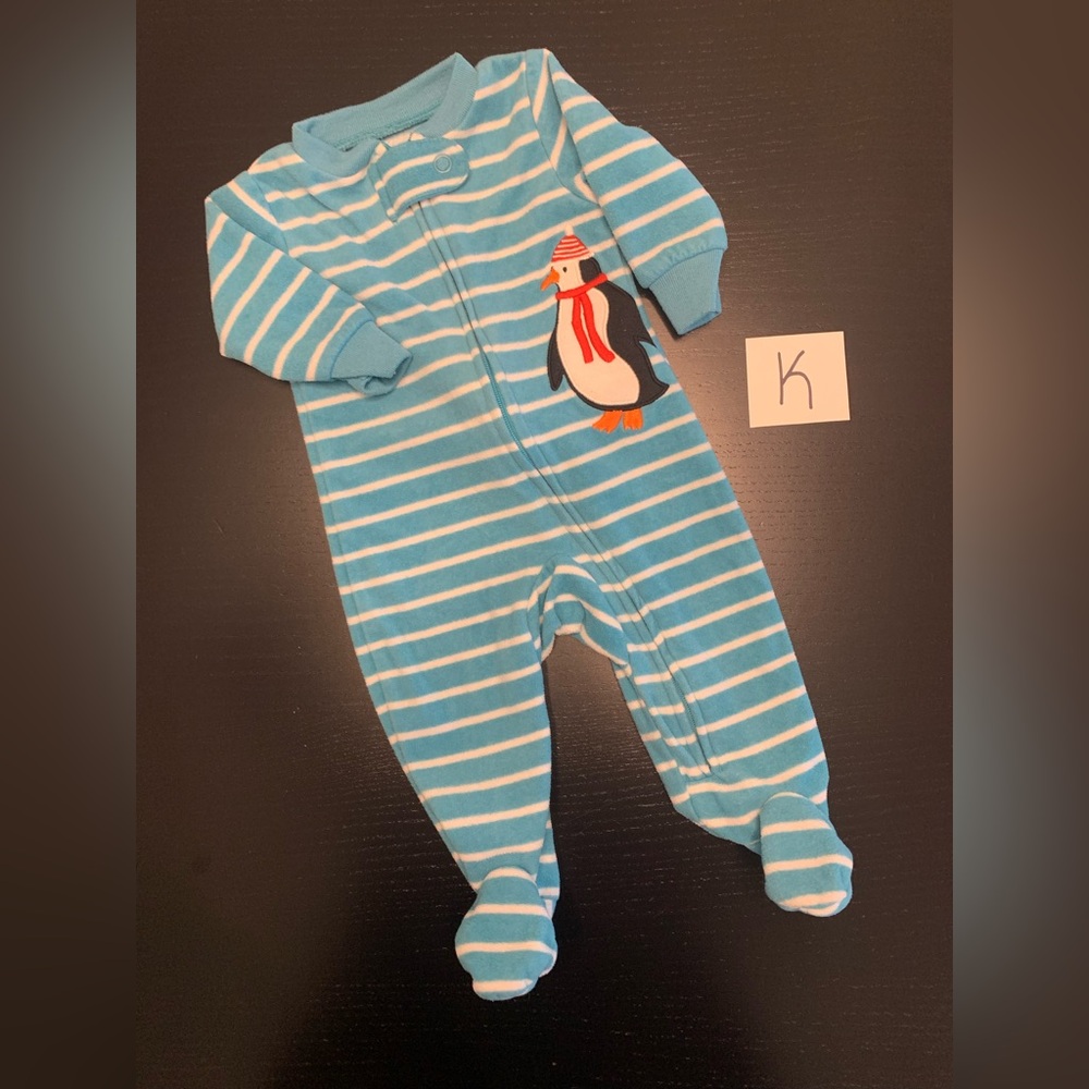 ⭐️2/$13.00⭐️ Carter’s NB Striped Penguin Fleece Sleeper
